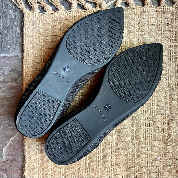 Rothy’s licorice with metallic point, 8.5 - Picture 2 of 14